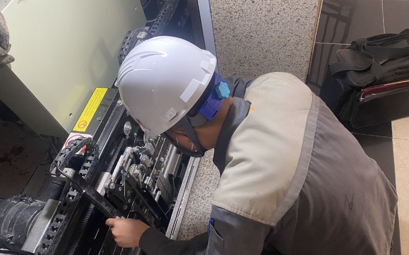 Báo giá bảo trì thang máy Hitachi mới nhất 2026