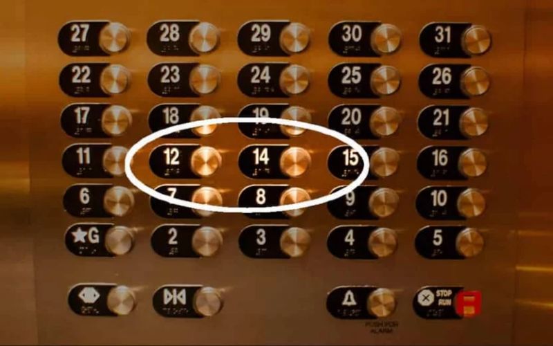 Tại sao thang máy không có tầng 13 trong các tòa nhà?